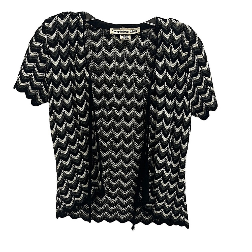 Knitted short sleeve tie sweater